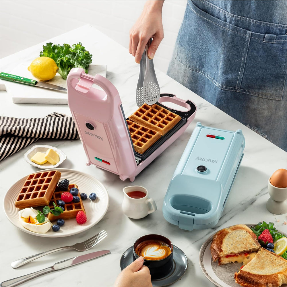 Aroma Swap & Flip Waffle Maker - Refurbished